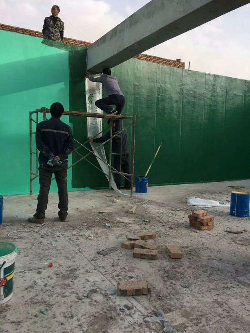 建邺针对老旧车间地面普遍存在的起砂、裂缝问题